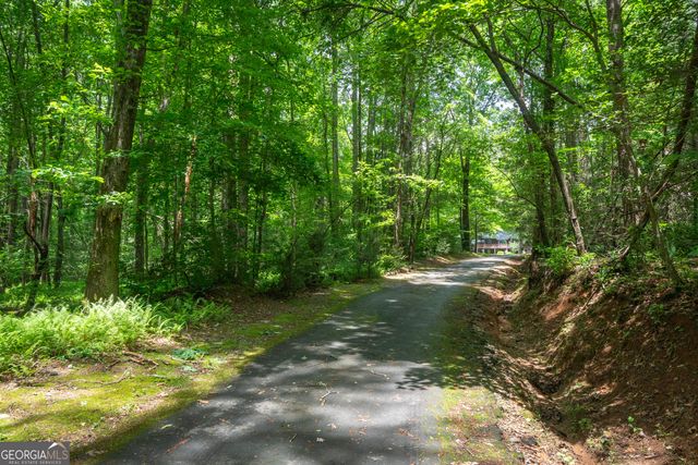 744 Skylake Road, Sautee Nacoochee, GA 30571