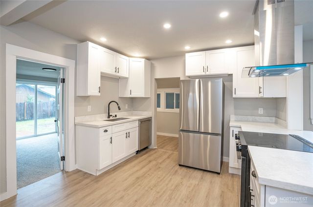 7632 S D Street, Tacoma, WA 98408