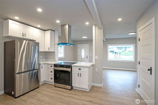 7632 S D Street, Tacoma, WA 98408