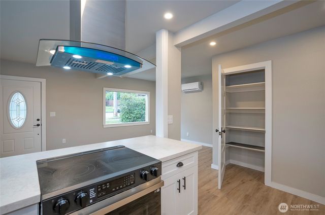 7632 S D Street, Tacoma, WA 98408