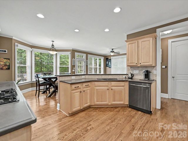 7513 Meadowgate Lane, Waxhaw, NC 28173
