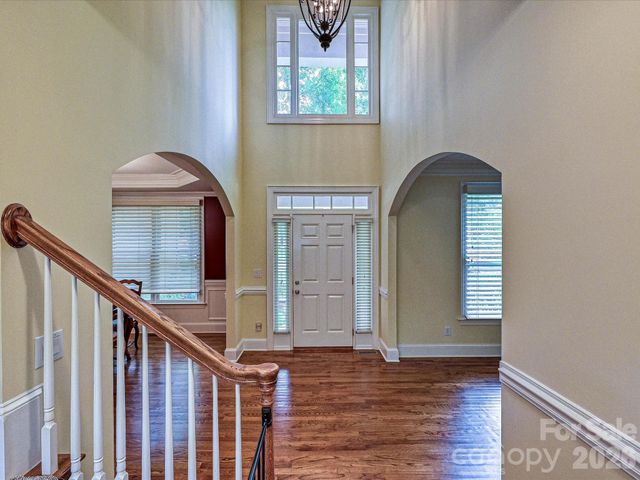 7513 Meadowgate Lane, Waxhaw, NC 28173