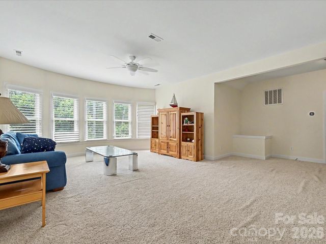7513 Meadowgate Lane, Waxhaw, NC 28173