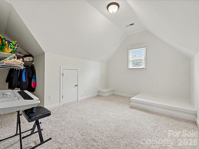 7513 Meadowgate Lane, Waxhaw, NC 28173