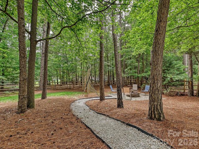 7513 Meadowgate Lane, Waxhaw, NC 28173