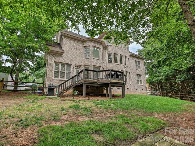 7513 Meadowgate Lane, Waxhaw, NC 28173