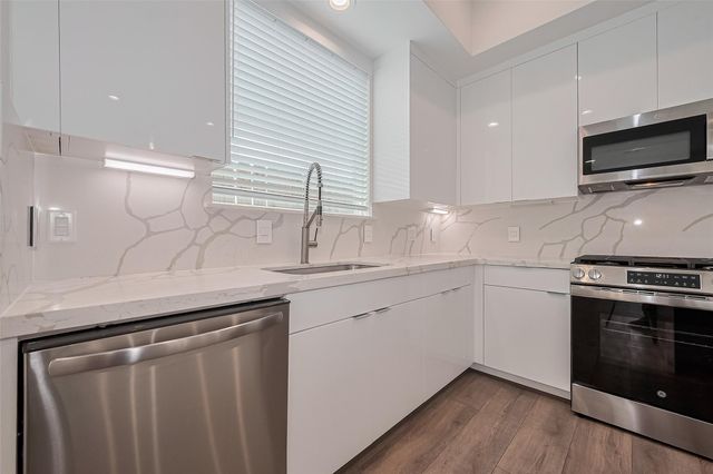 3510 Hadley Street, Houston, TX 77004