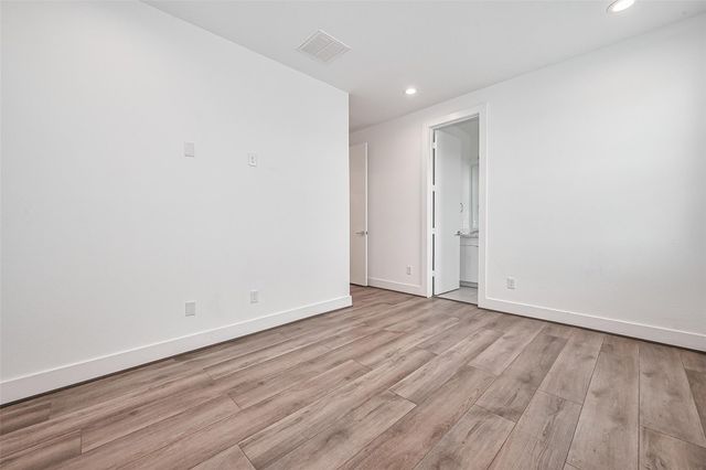 3510 Hadley Street, Houston, TX 77004