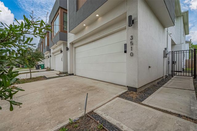 3510 Hadley Street, Houston, TX 77004