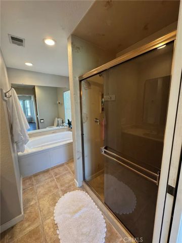 2143 Locust Court, Hughson, CA 95326