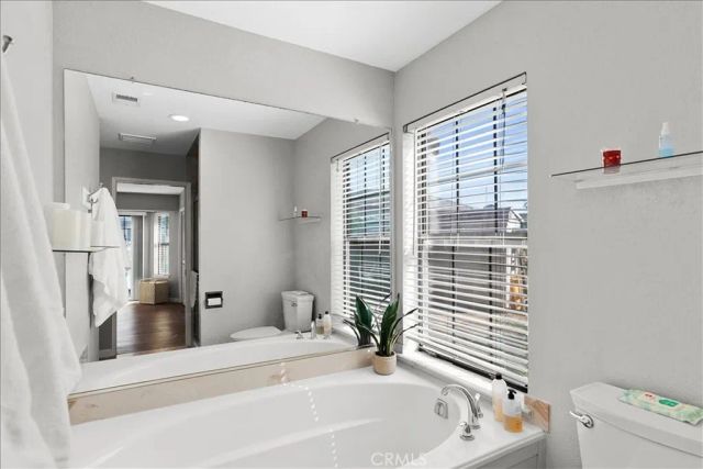 2143 Locust Court, Hughson, CA 95326
