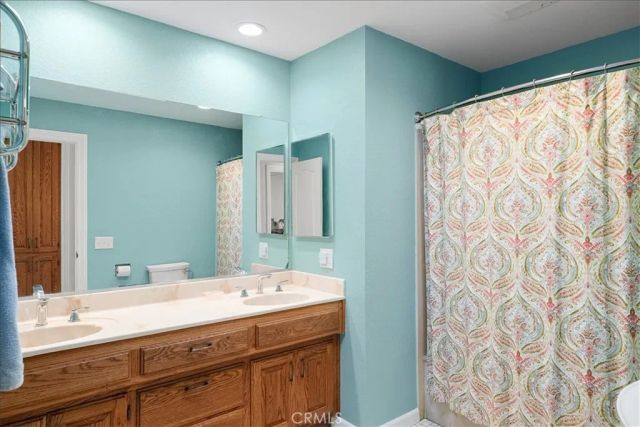 2143 Locust Court, Hughson, CA 95326