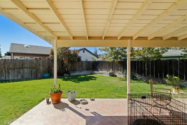 2143 Locust Court, Hughson, CA 95326