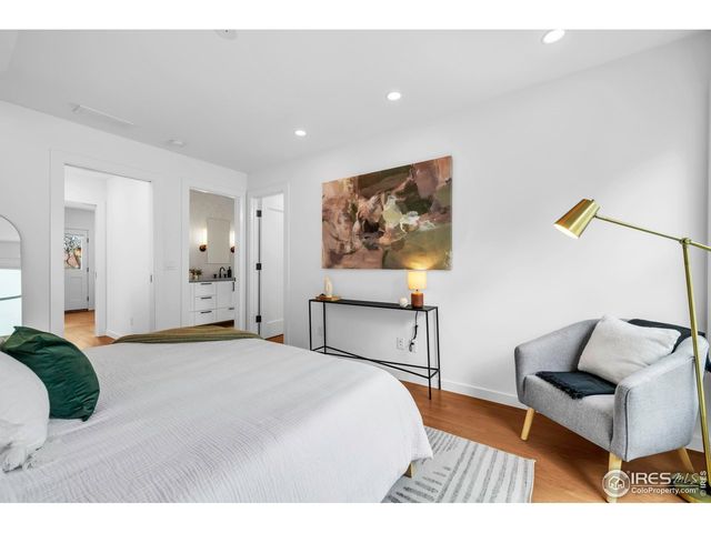 1627 17th St, Boulder, CO 80302