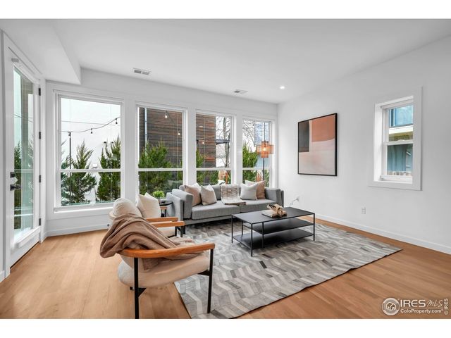 1627 17th St, Boulder, CO 80302