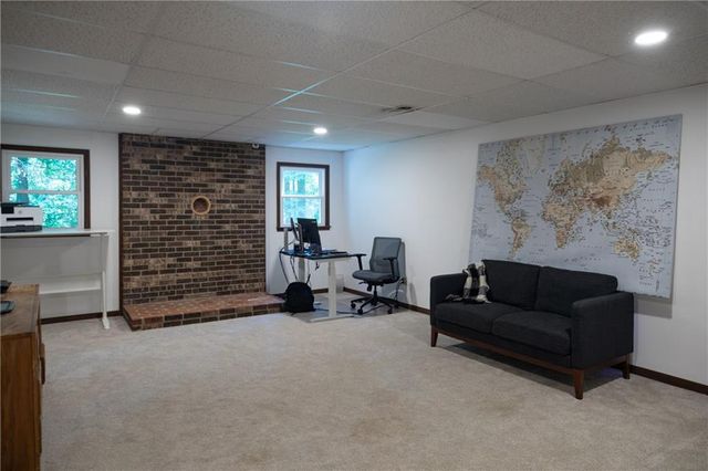 4512 Creekwood Circle NW, Kennesaw, GA 30152
