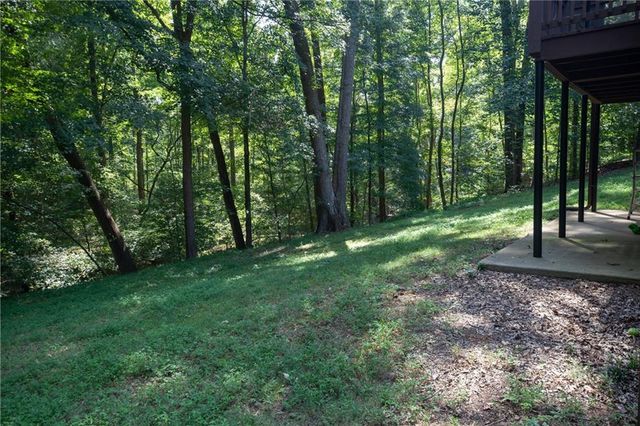 4512 Creekwood Circle NW, Kennesaw, GA 30152