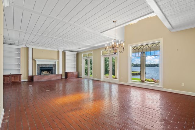 1241 Lakeshore, Hot Springs, AR 71913