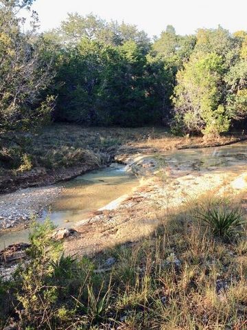 156 Lazy Leaf LN, Wimberley, TX 78676