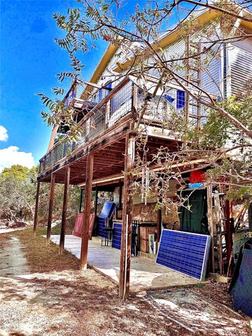 156 Lazy Leaf LN, Wimberley, TX 78676