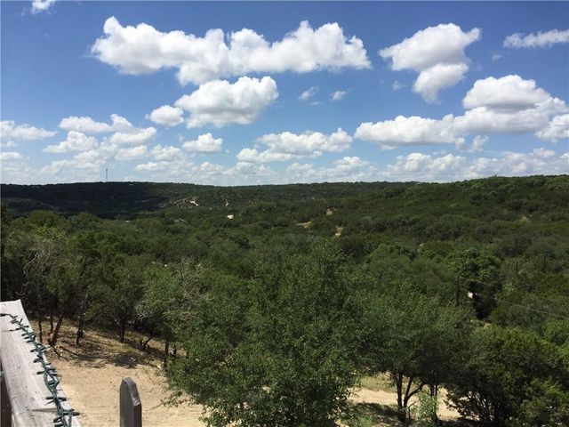 156 Lazy Leaf LN, Wimberley, TX 78676