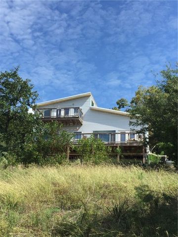 156 Lazy Leaf LN, Wimberley, TX 78676