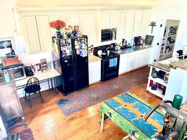 156 Lazy Leaf LN, Wimberley, TX 78676