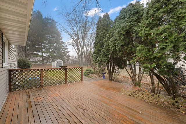 8316 Hampshire Avenue N, Brooklyn Park, MN 55445