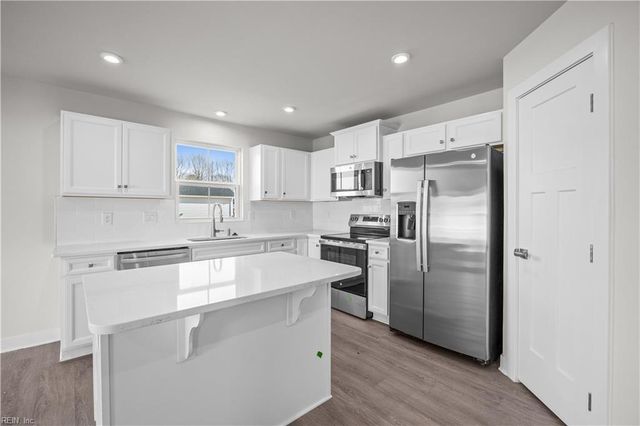 7038 Cunningham DR, Toano, VA 23168