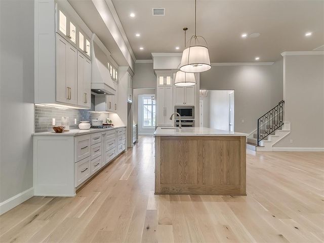 2916 Flycatcher Lane, Edmond, OK 73012