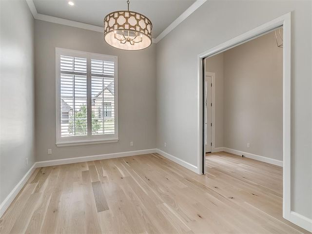 2916 Flycatcher Lane, Edmond, OK 73012