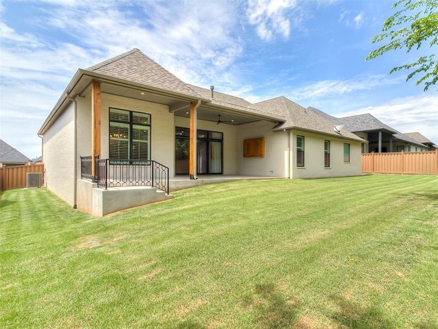 2916 Flycatcher Lane, Edmond, OK 73012