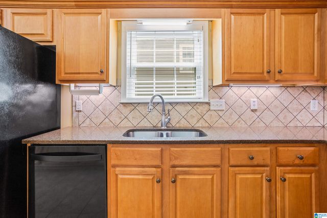 218 NOTTINGHAM DRIVE, Calera, AL 35040