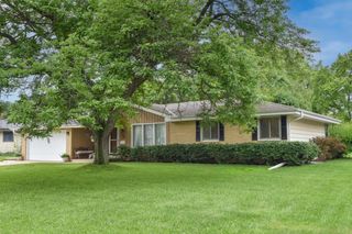 5928 Sugarbush LANE, Greendale, WI 53129
