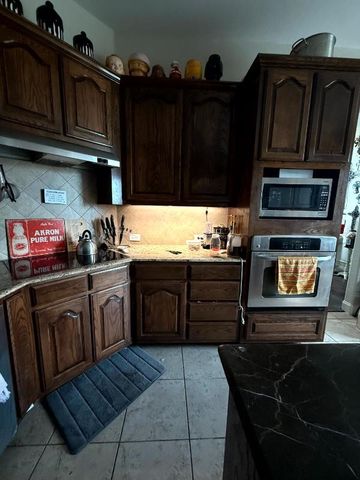 11909 Caddo Creek Drive, Lavon, TX 75166