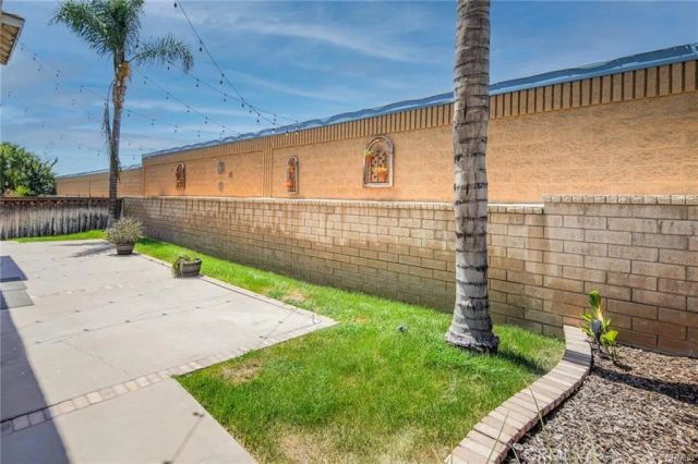 7238 Townsend Ct, Rancho Cucamonga, CA 91739