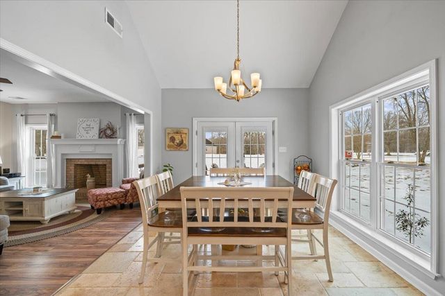 595 CHARLES PL, Munford, TN 38058