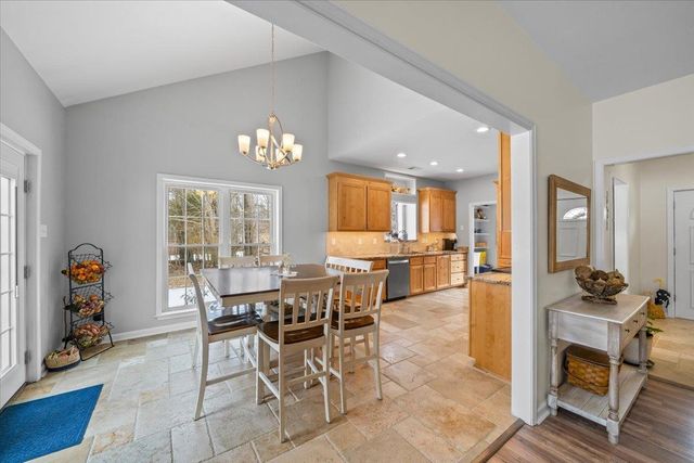 595 CHARLES PL, Munford, TN 38058