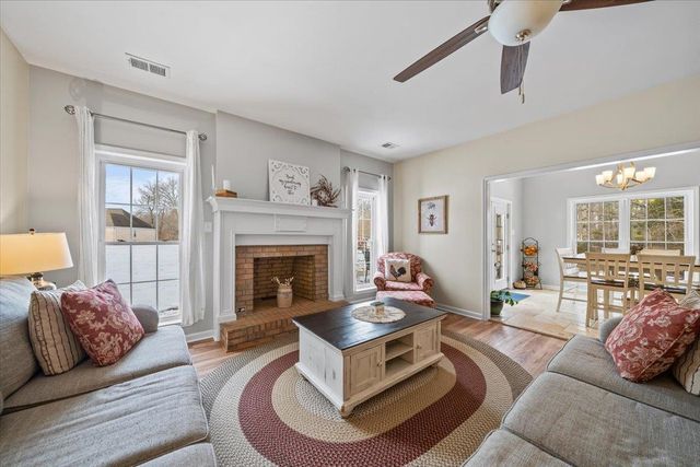 595 CHARLES PL, Munford, TN 38058