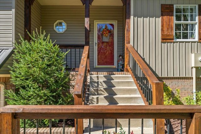 595 CHARLES PL, Munford, TN 38058