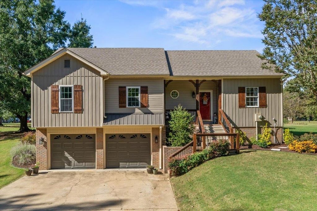 595 CHARLES PL, Munford, TN 38058