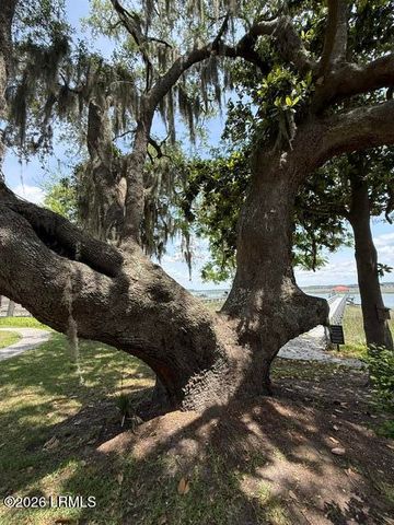 139 Wrights Point Circle, Beaufort, SC 29902