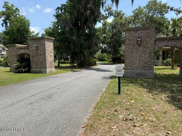 139 Wrights Point Circle, Beaufort, SC 29902