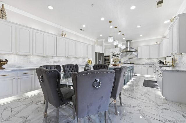 3520 Cockatoo Ct., Oceanside, CA 92057
