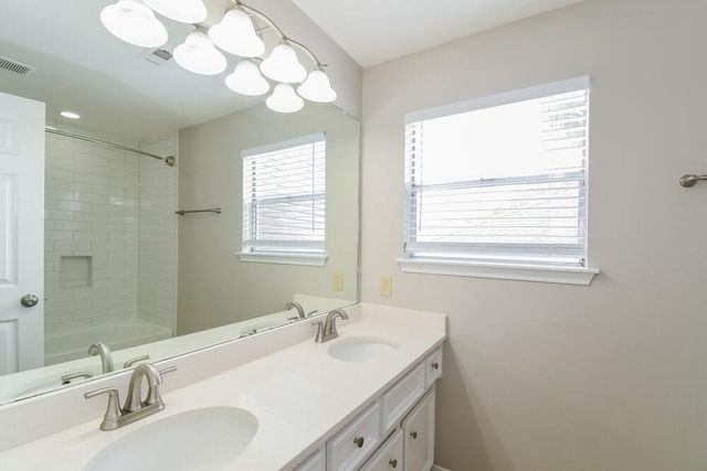 4765 Oakmont Court, League City, TX 77573