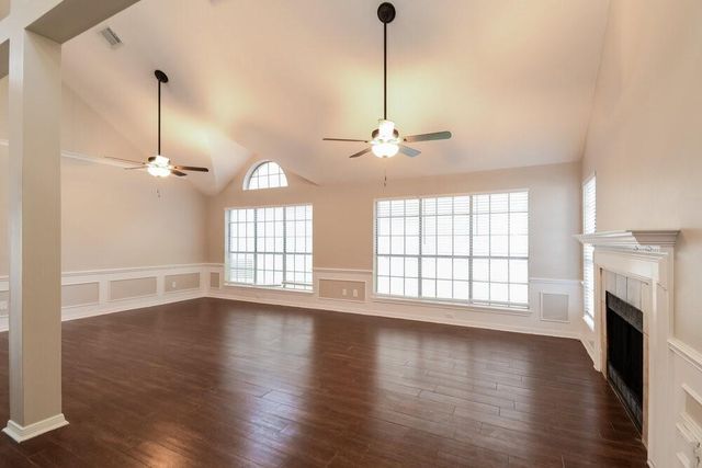 4765 Oakmont Court, League City, TX 77573