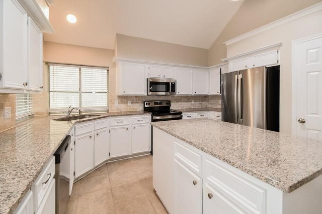 4765 Oakmont Court, League City, TX 77573