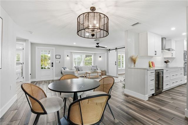 1806 Ibis LN E, Sanibel, FL 33957