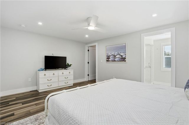 1806 Ibis LN E, Sanibel, FL 33957