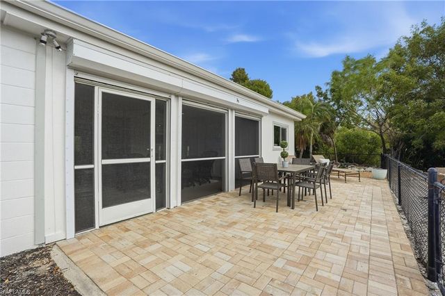 1806 Ibis LN E, Sanibel, FL 33957